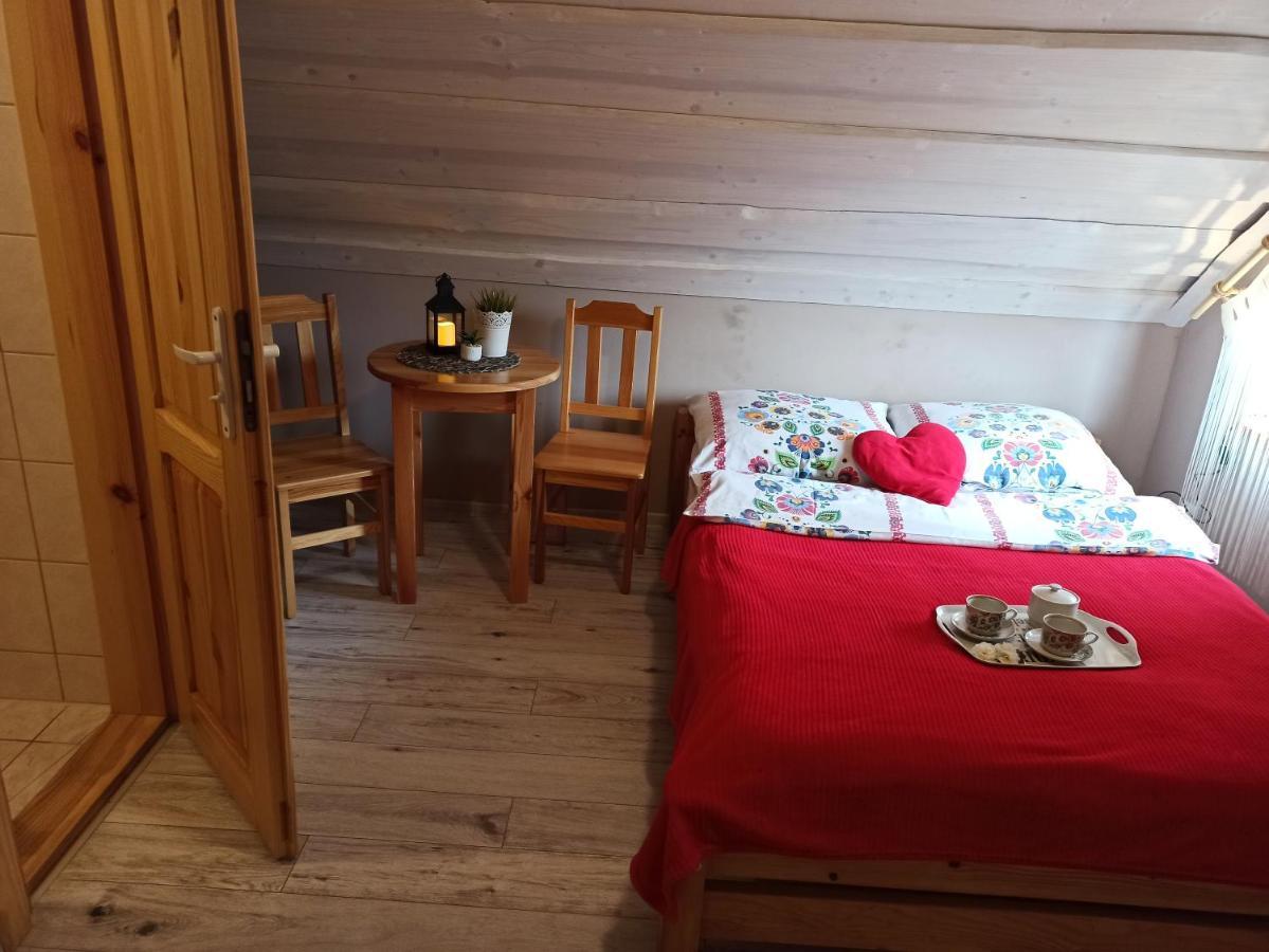 Rodzinny Zakatek "U Gluszkow" Bieszczady Myczkowce Extérieur photo