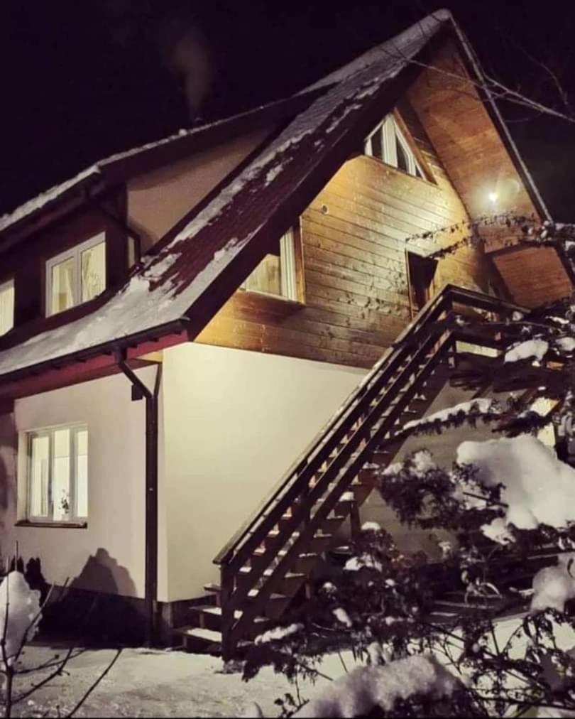Rodzinny Zakatek "U Gluszkow" Bieszczady Myczkowce Extérieur photo
